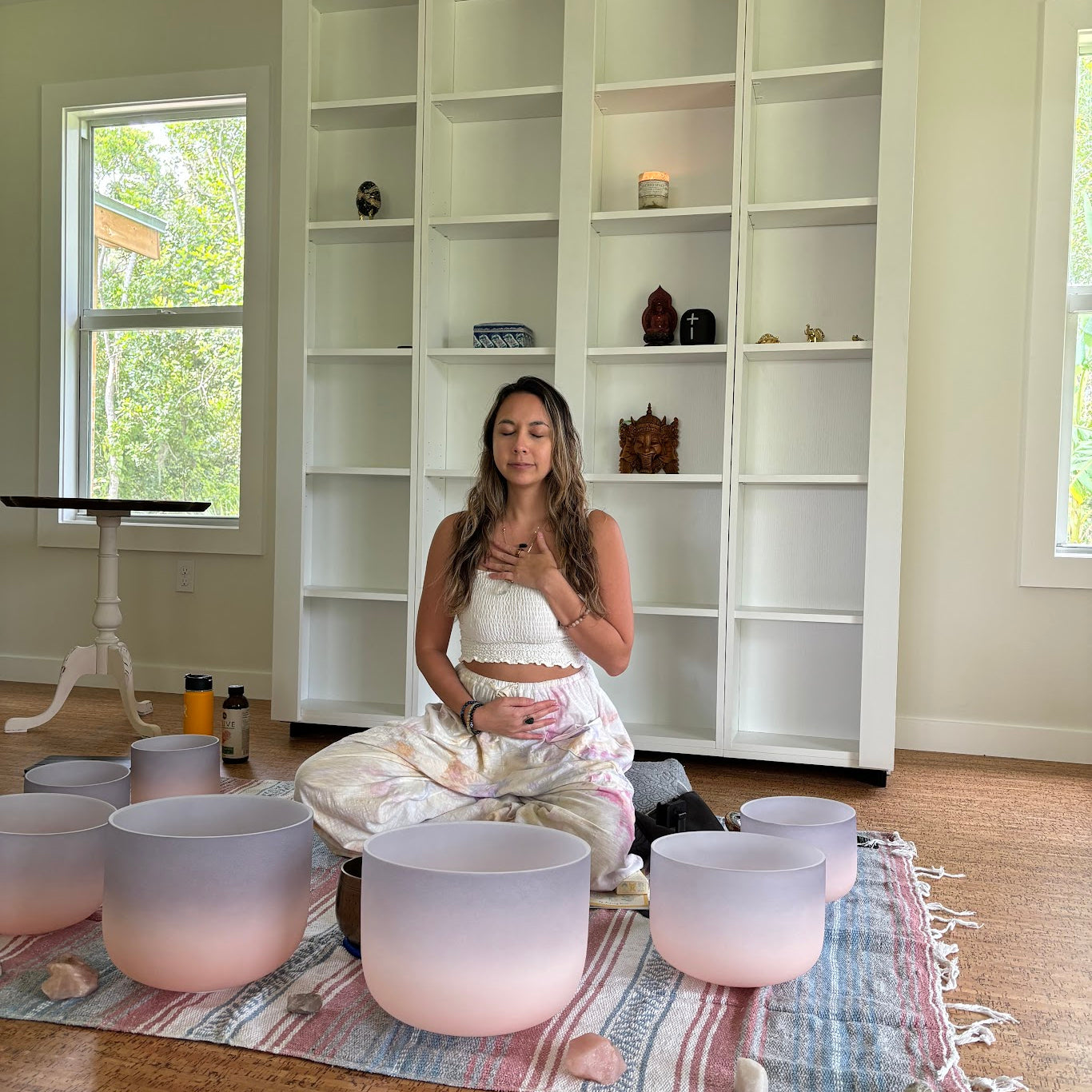 Testimonial Raquel with her set of Driven by the Moon Cosmic Sound Bowls